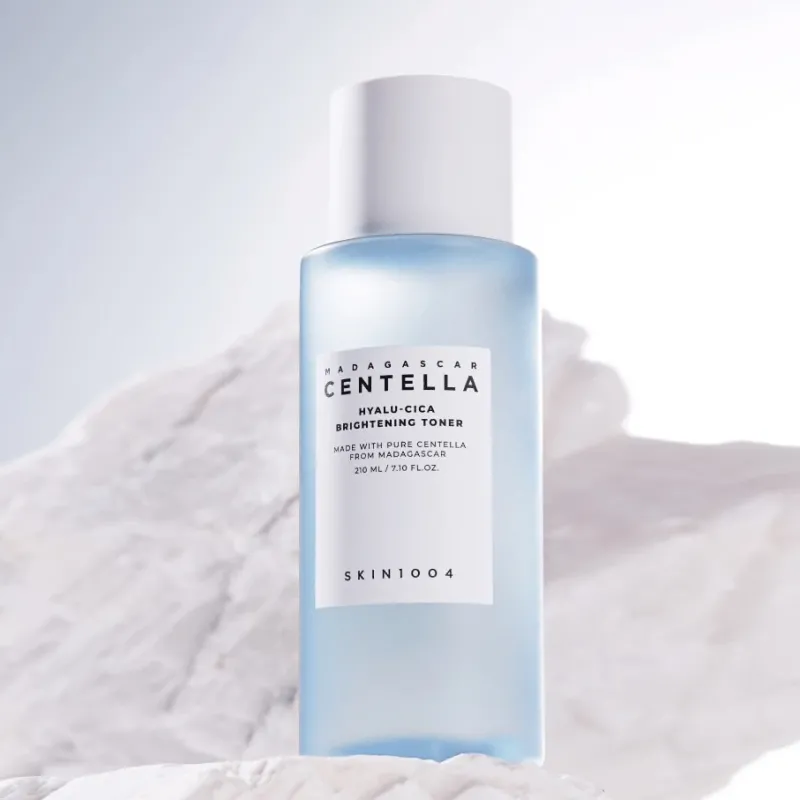 Тонер для обличчя Skin1004 Madagascar Centella Probio-Cica Essence Toner, 210 мл